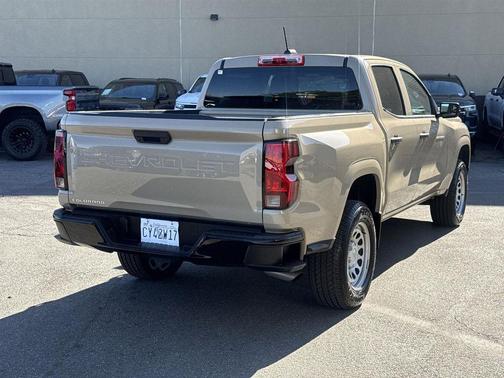 2024 Chevrolet Colorado WT