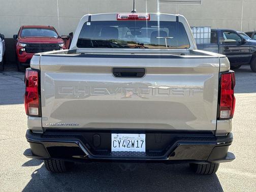 2024 Chevrolet Colorado WT