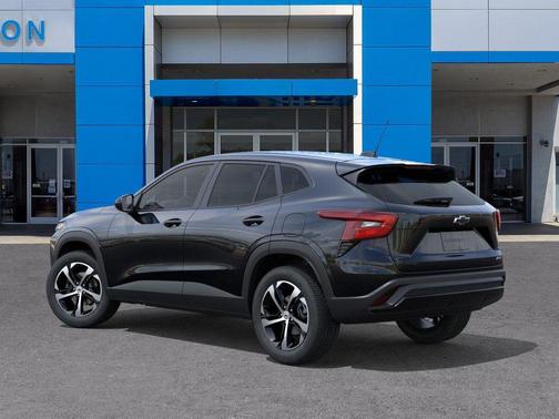 Mosaic Black Metallic 2026 Chevrolet Trax FWD 1RS