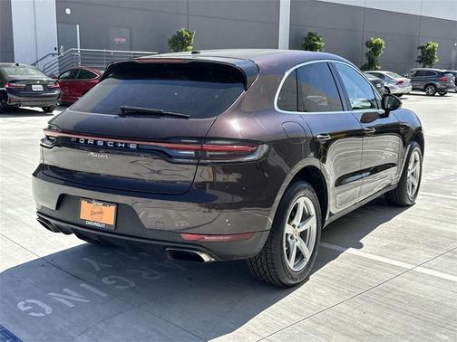 2021 Porsche Macan Base