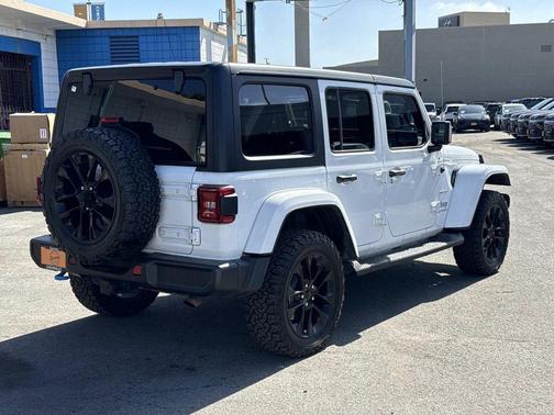 Bright White Clearcoat 2023 Jeep Wrangler 4xe Sahara