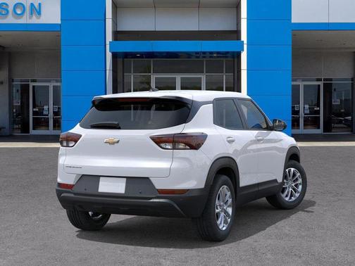 Summit White 2026 Chevrolet Trailblazer LS
