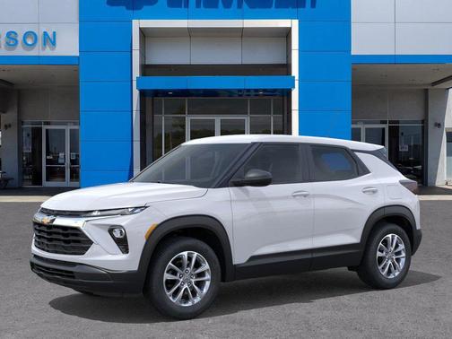 Summit White 2026 Chevrolet Trailblazer LS