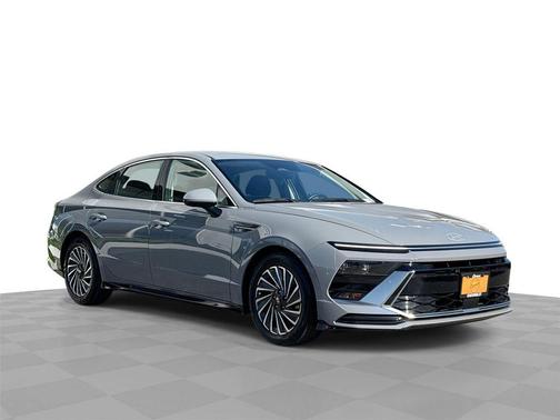 2025 Hyundai SONATA Hybrid SE