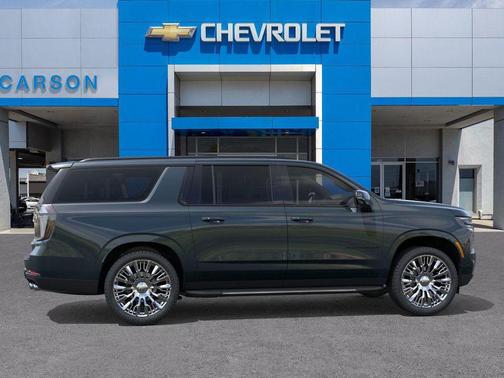 2025 Chevrolet Suburban RST