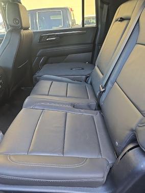 2025 Chevrolet Suburban 4WD Z71