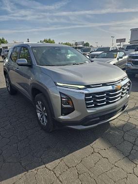 Sterling Gray Metallic 2025 Chevrolet Equinox 1LT