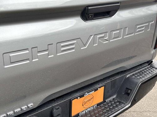 Sterling Gray Metallic 2024 Chevrolet Colorado WT
