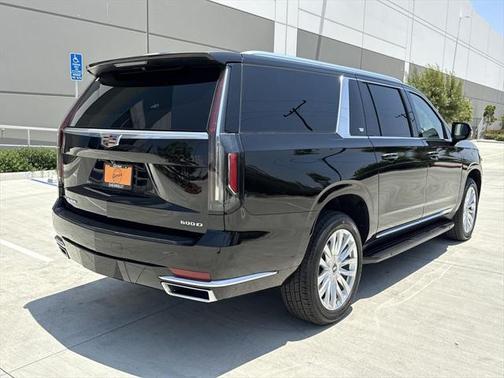 2021 Cadillac Escalade ESV Luxury