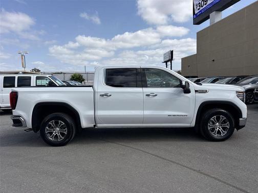 Summit White 2026 GMC Sierra 1500 SLT