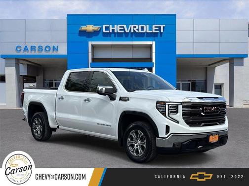 Summit White 2026 GMC Sierra 1500 SLT