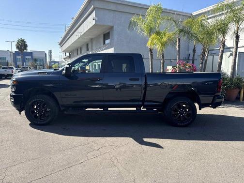 Blue Metallic 2026 RAM 2500 Big Horn Crew Cab 4x4 6'4' Box