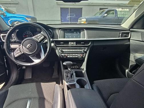 2019 Kia Optima S