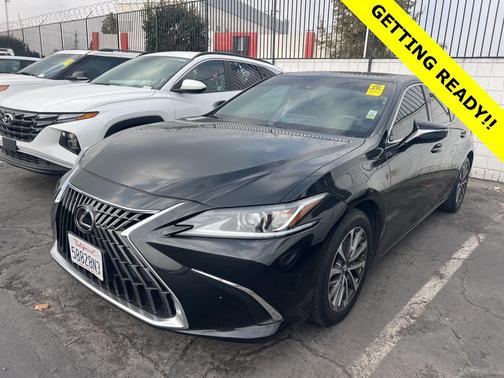 2022 Lexus ES 350 Base