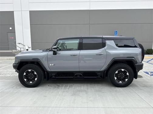 2024 GMC HUMMER EV SUV 2X
