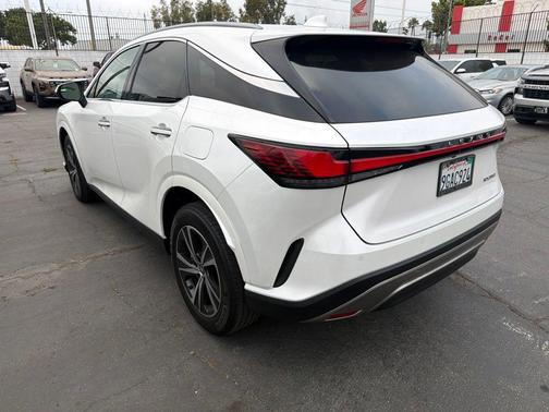 White Pearl 2023 Lexus RX 350 Premium