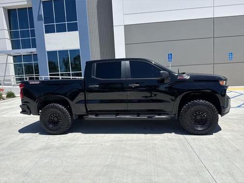 2020 Chevrolet Silverado 1500 Custom Trail Boss