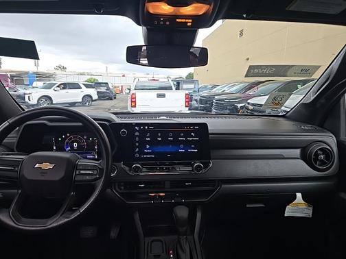 2023 Chevrolet Colorado WT