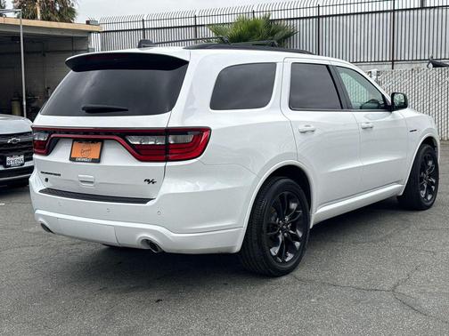 White Knuckle Clearcoat 2023 Dodge Durango R/T AWD