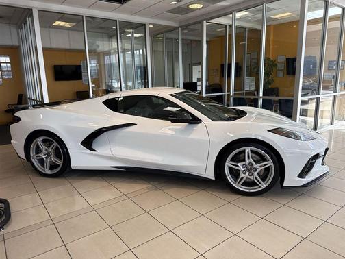 2023 Chevrolet Corvette Stingray w/3LT
