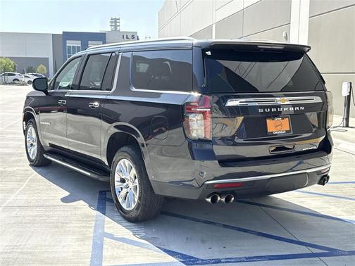 2023 Chevrolet Suburban Premier