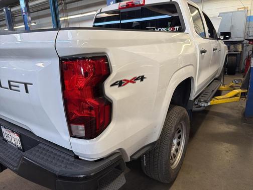 2023 Chevrolet Colorado WT