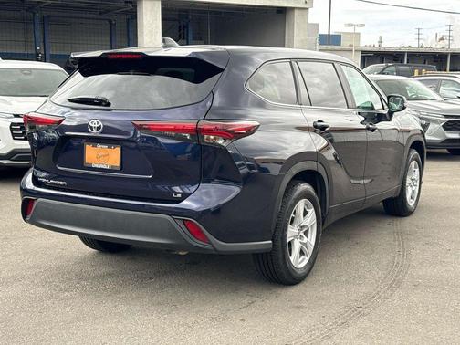 Blueprint 2025 Toyota Highlander LE