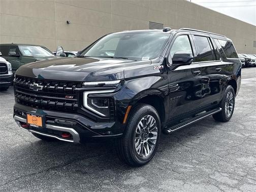 2025 Chevrolet Suburban 4WD Z71