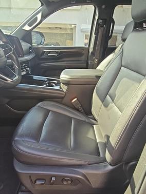 2025 Chevrolet Suburban 4WD Z71