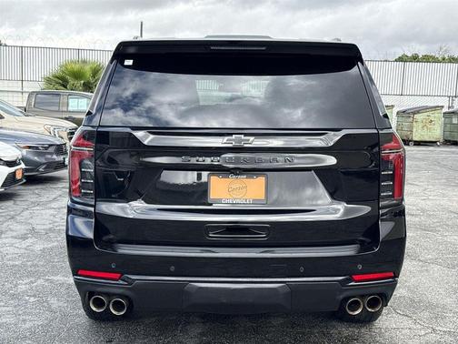 2025 Chevrolet Suburban 4WD Z71