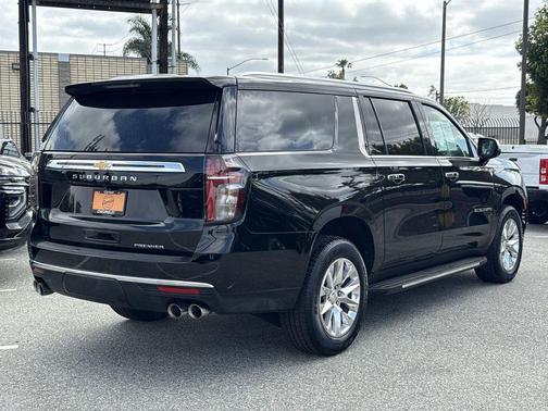 2024 Chevrolet Suburban Premier