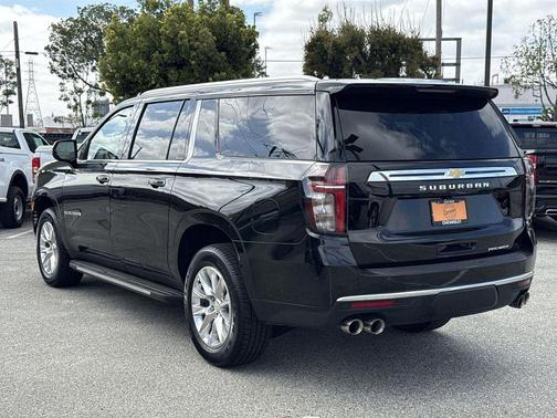 2024 Chevrolet Suburban Premier