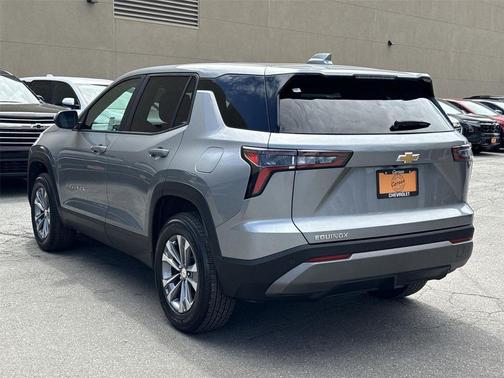 Sterling Gray Metallic 2025 Chevrolet Equinox 1LT