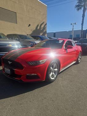 2015 Ford Mustang V6
