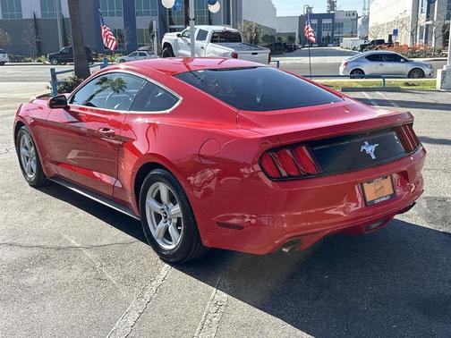 2015 Ford Mustang V6