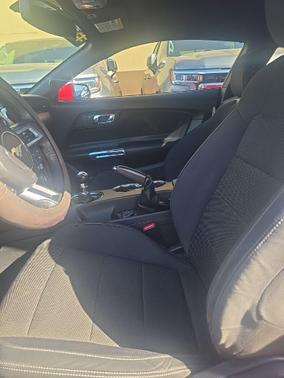 2015 Ford Mustang V6