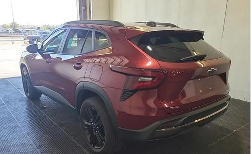 Crimson Metallic 2024 Chevrolet Trax FWD ACTIV