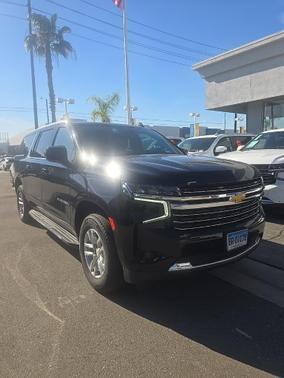 2024 Chevrolet Suburban LT