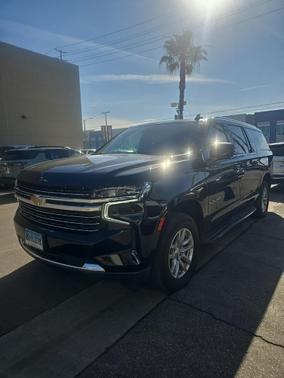 2024 Chevrolet Suburban LT