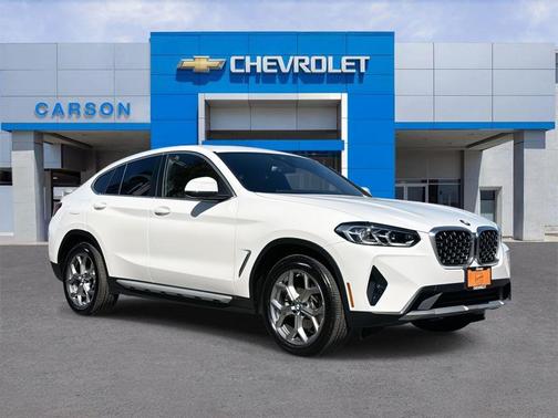 2025 BMW X4 xDrive30i