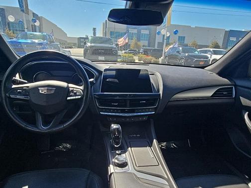 2022 Cadillac CT5 Premium Luxury