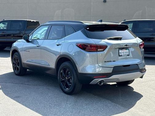 Sterling Gray Metallic 2025 Chevrolet Blazer 2LT