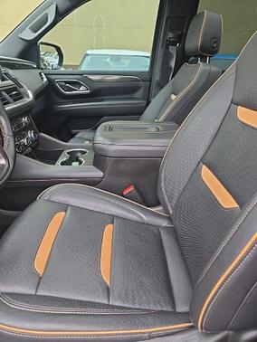 Onyx Black 2023 GMC Yukon XL 4WD AT4