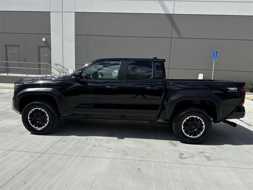 2024 Toyota Tacoma TRD Off Road