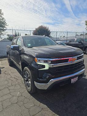 Black 2022 Chevrolet Silverado 1500 LT