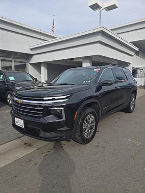 2024 Chevrolet Traverse LT