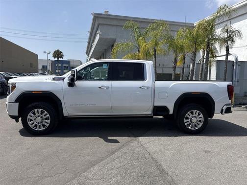 White Frost Tricoat 2021 GMC Sierra 2500 Denali