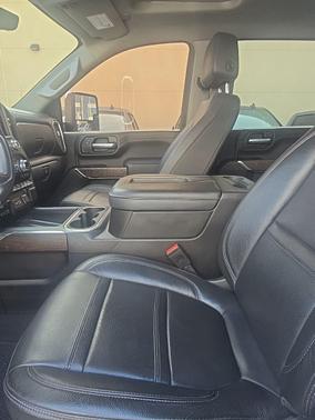 White Frost Tricoat 2021 GMC Sierra 2500 Denali