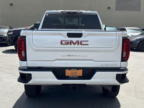 White Frost Tricoat 2021 GMC Sierra 2500 Denali