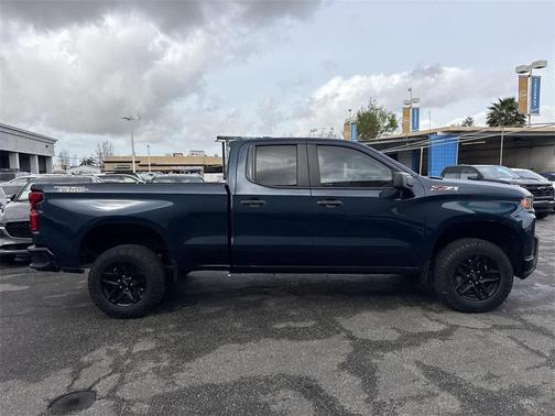 2020 Chevrolet Silverado 1500 Custom Trail Boss